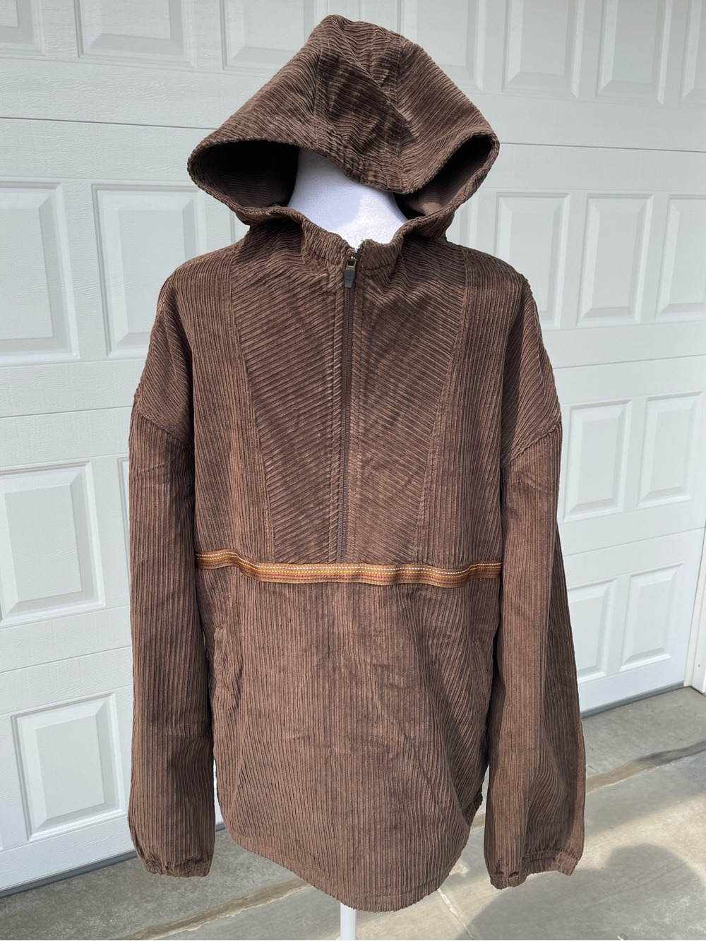 PrAna Men’s Chocolate Brown Durado Corduroy Pullover Medium Anorak Jacket